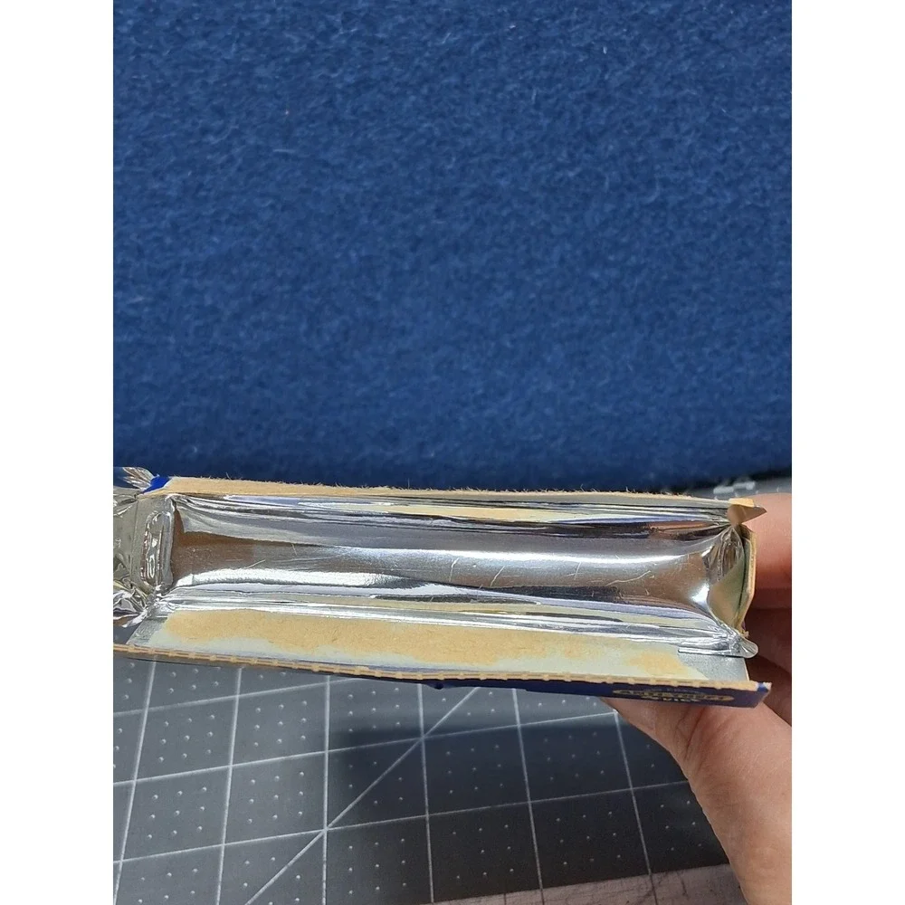 Polaroid 600 Instant Film Color 10 Photos Sealed Foil Pack Expired